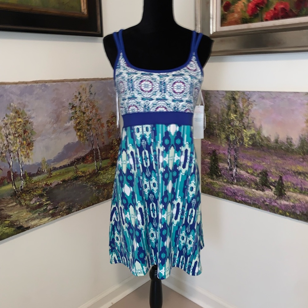 🐠 NWT LOLA sport dress size L